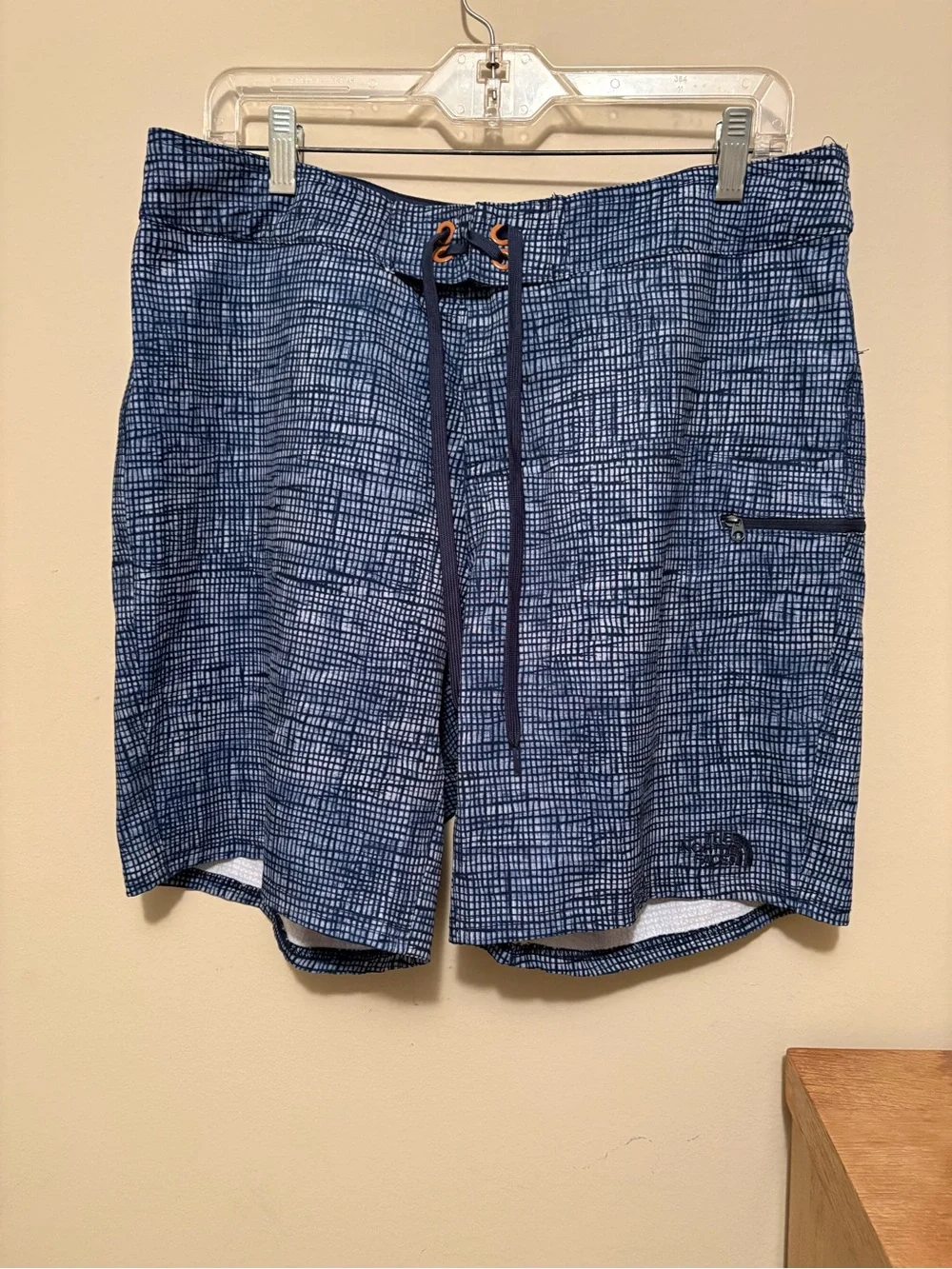 The North Face Men's Navy Blue Grid-Pattern Swim Board Shorts